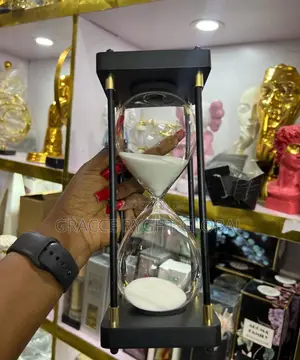 Hour Glass Decor