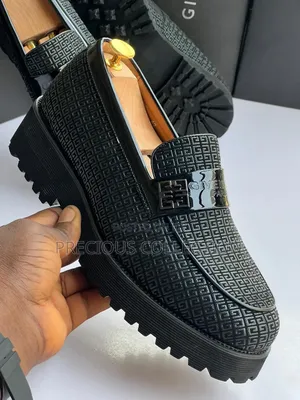 Men's Givenchy Double Sole Round Face Shoe for Men