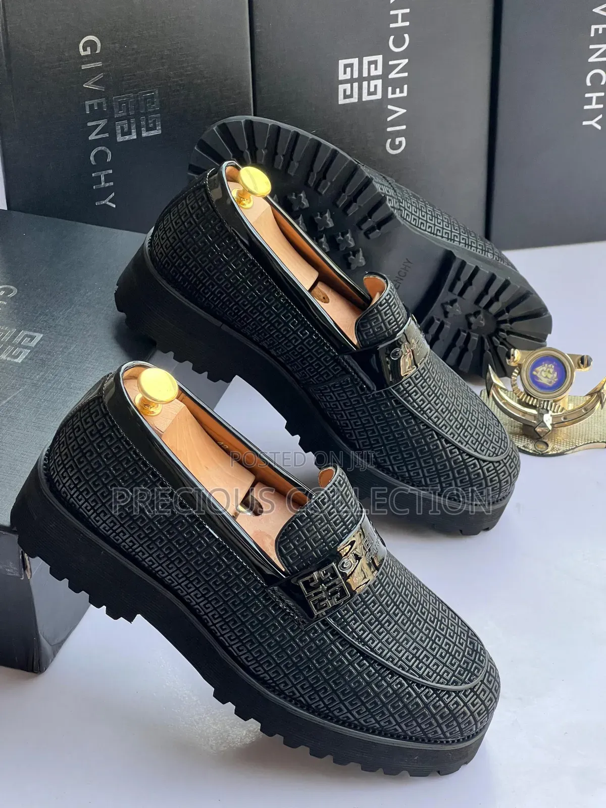 Men's Givenchy Double Sole Round Face Shoe for Men