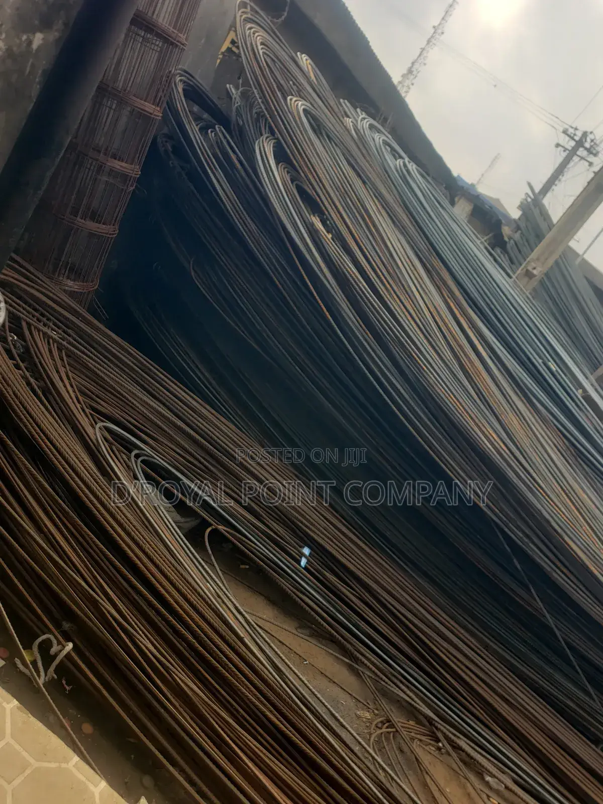 Iron Rod Distributor