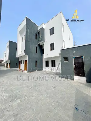 4bdrm Townhouse/Terrace in Lekki Phase 1 for sale