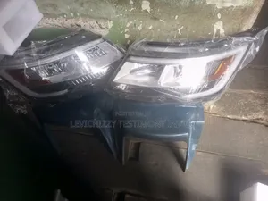 2016-2018 Ford Explorer Headlight