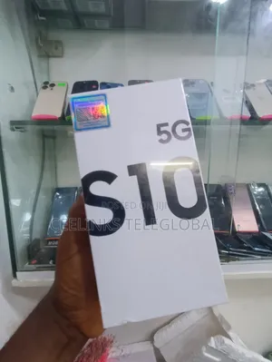 New Samsung Galaxy S10 5G 256 GB Black
