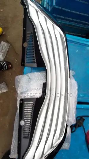 Front Grille for Toyota Sienna 2015