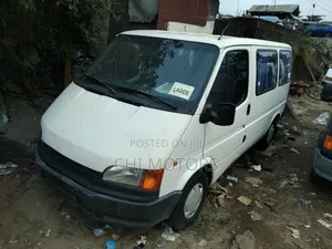 Ford Transit 2004 White