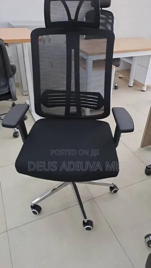 Office Chair With Headrest and Swivel