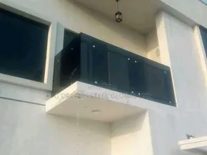 Glass Glass