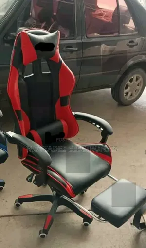 Adjustable 360° Padded Executive Office Chair With Head and Leg Rest