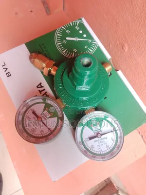 Oxygen Regulator