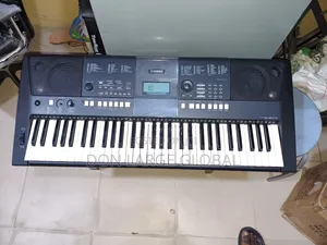 Yamaha Psre423