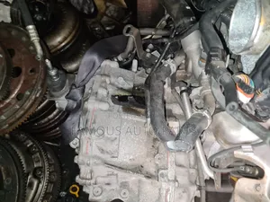 Complete Engine and Gearbox Nv200 Bus