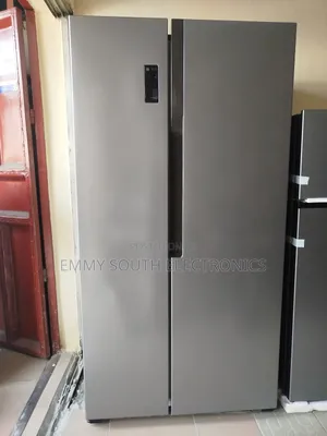 Hisense Side by Side Fridge and Freezer