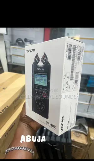 TASCAM DR-40X 4-track Portable Recorder — 2 XLR/TRS Inputs