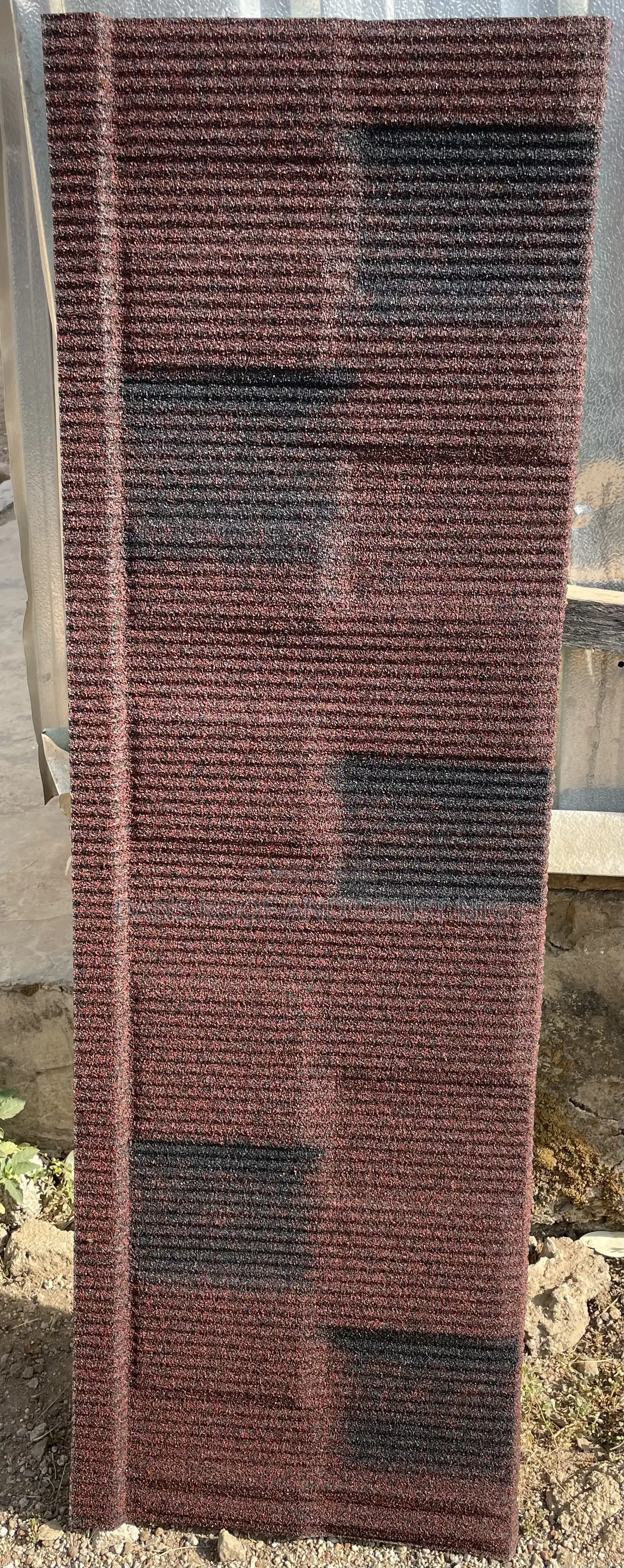 Shingle Stone Coated With Black Patch