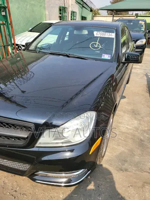 Mercedes-Benz C300 Luxury 4Matic Sedan AWD (3.5L 6cyl 7A) 2013 Black