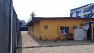 4bdrm Bungalow in Ikeja GRA for sale