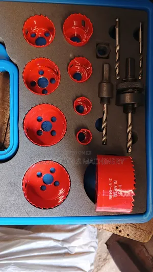 Set of Holes Saw Metal