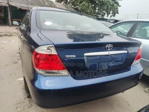 Toyota Camry 2006 Blue