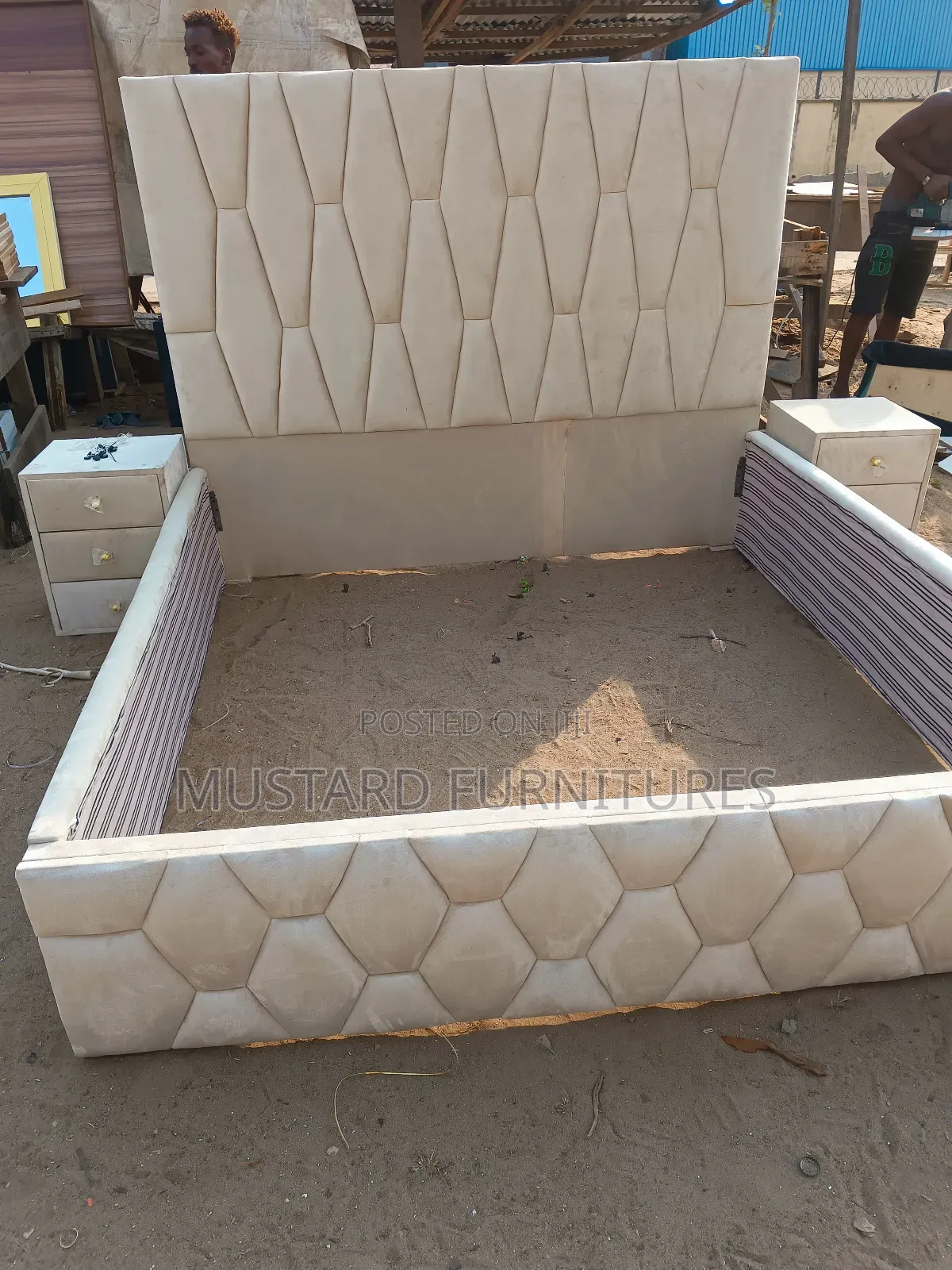 Quality 6x6ft Padded Bedframe