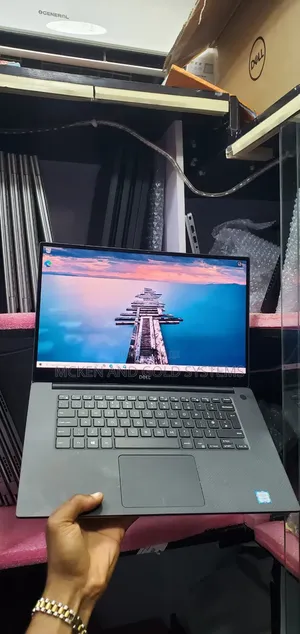 Laptop Dell XPS 15 9570 32GB Intel Core I7 SSD 1T