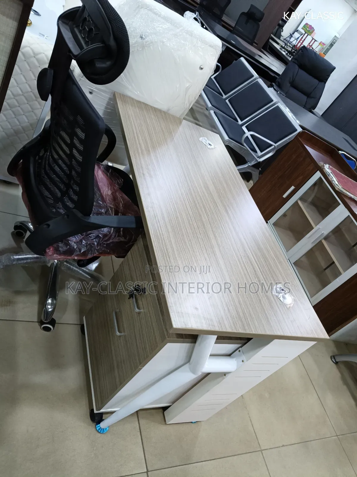 Unique Study Table 1.2mt,