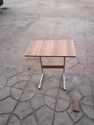 Medium Laptop Table Single