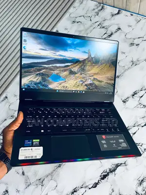 Laptop MSI GE66 Raider 32GB Intel Core i7 SSD 1.5T