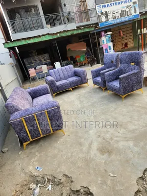 Classic 7 Seaters Padded Sofa Chair