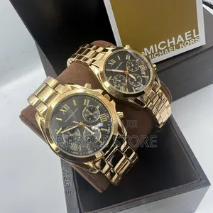 Michael Kors* Men/Women Gold Watch