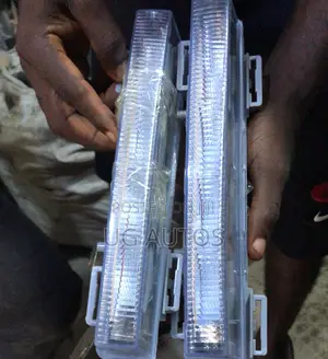 Fog Light Mercedes Benz Gl450 (Straight)