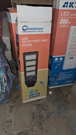200w Solar Street Light for Estate's/ Companies/ Hotels