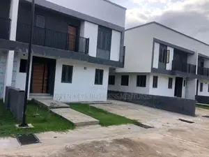Furnished 4bdrm Duplex in Jericho for sale