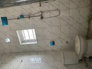 1bdrm Room & Parlour in Efab Queens Estate, Gwarinpa for rent