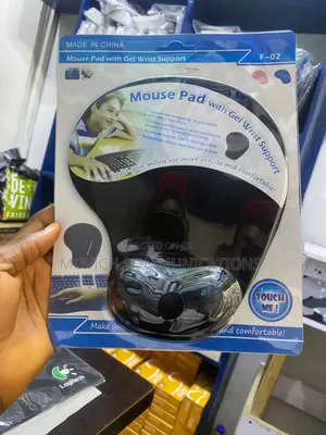 Mousepad With Wrist Support