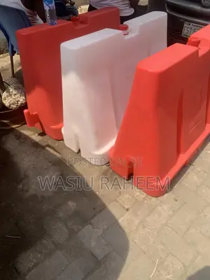 Geepee Tank Road Divider
