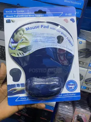 Mouse Pad With Wrist Support