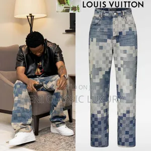 High Quality Luxury Men's Jeans Louis Vuitton Available
