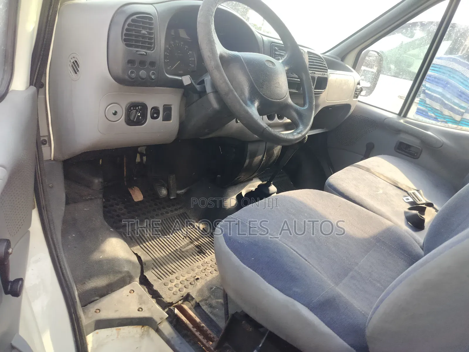Ford Transit 2004 White