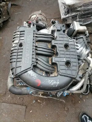 4.0 Chrysler Specifica Available