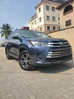 Toyota Highlander 2017 Blue