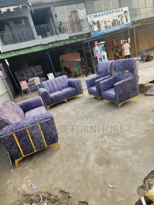 Ulphostery Padded Set of Sofa Chair.