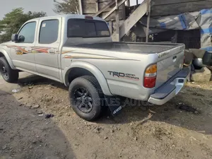 Toyota Tacoma Double Cab V6 4WD 2004 Silver