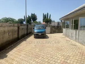 6bdrm Block of Flats in Kuje, Kpeyegyi for sale