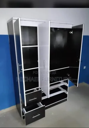 Top Quality Wardrobe With Two Drawers Shoe Rack (Size 4x6)