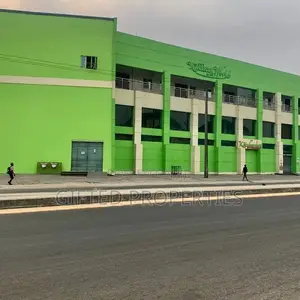 MASSIVE PLAZA ON 3 FLOORS : Consists Of; 10 Offices in P/H