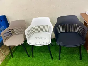 Plastic Restaurant Chair