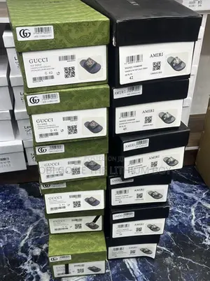 All Types of Slippers Palm Are Available.Best Slipper Seller
