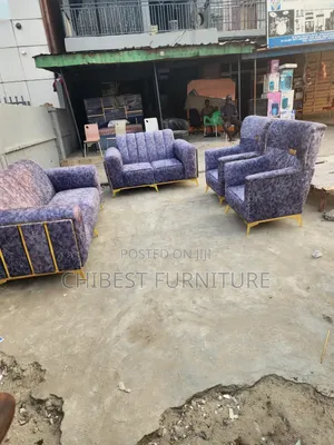 Brand New Sitting Room Classic Sofa