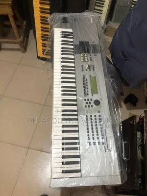 Direct Uk Used Motif 7 Yamaha Keyboard