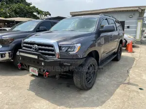 Toyota Sequoia 2016 Gray